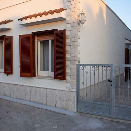 Villetta Louis Torre Suda Exterior foto